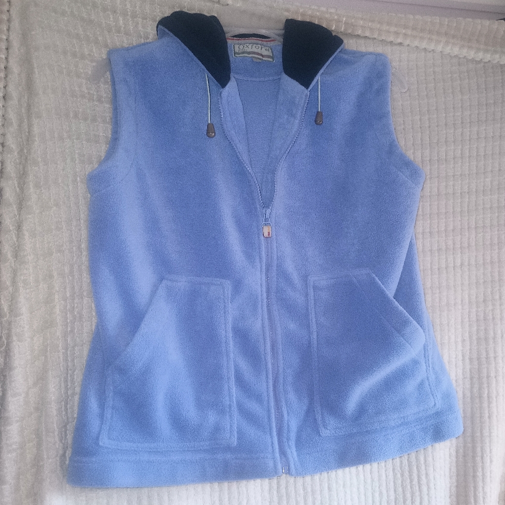 Soft Hooded Zip Fleece Vest,Beautiful Periwinkle Color.Pockets